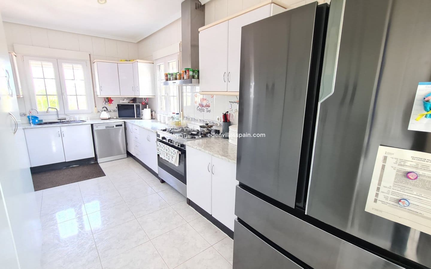 3 bedroom Villa for sale in La Marina with pool - € 450,000 (Ref: 8857927)