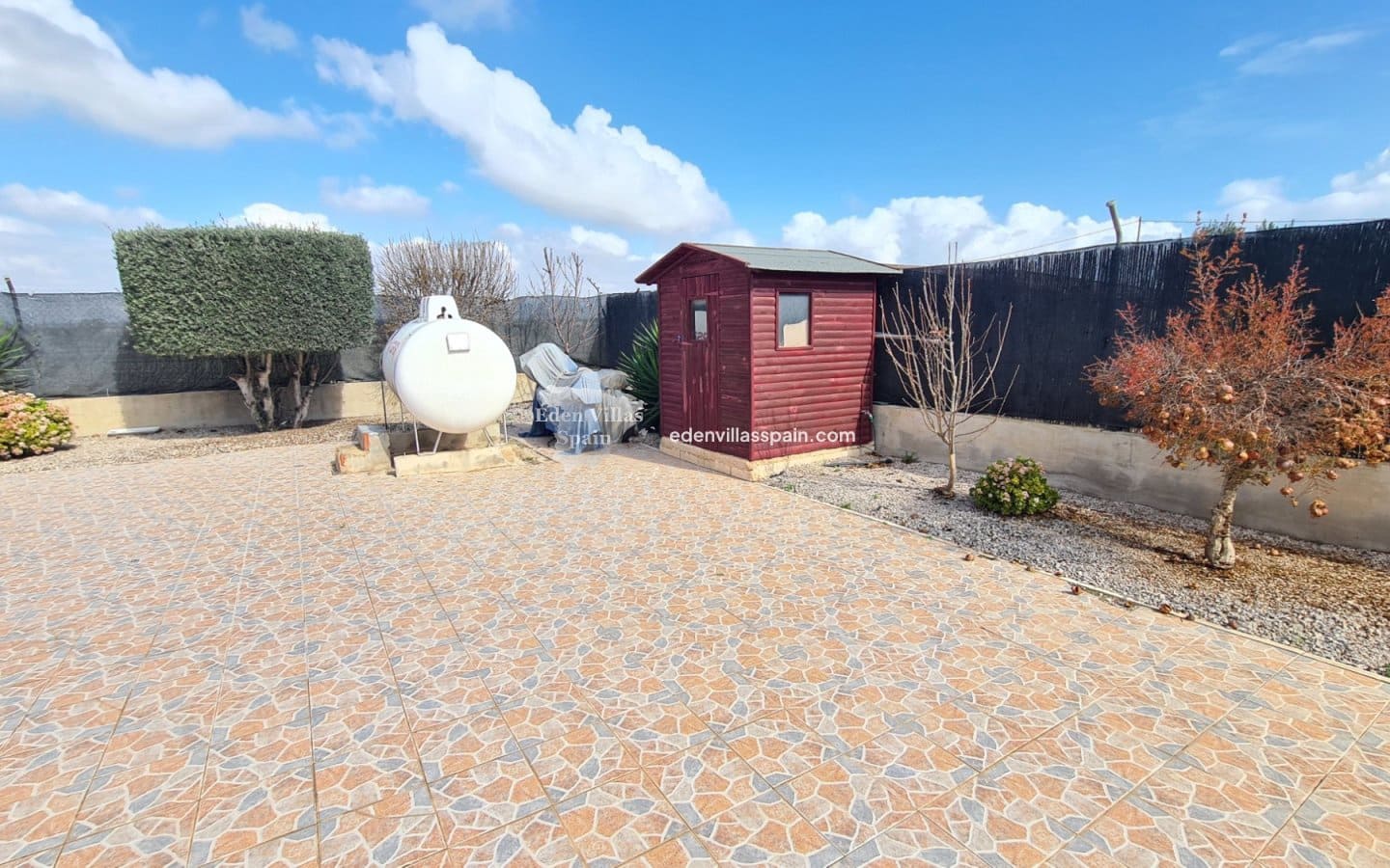 3 bedroom Villa for sale in La Marina with pool - € 450,000 (Ref: 8857927)