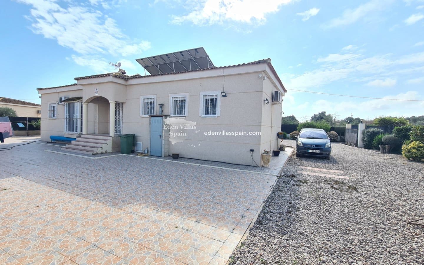 3 bedroom Villa for sale in La Marina with pool - € 450,000 (Ref: 8857927)