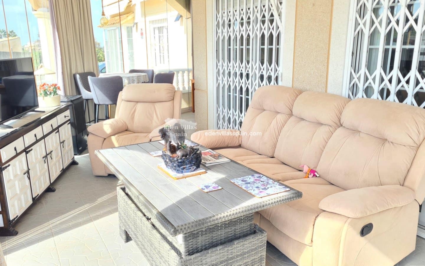 3 bedroom Villa for sale in Elche / Elx with pool - € 450,000 (Ref: 8857928)