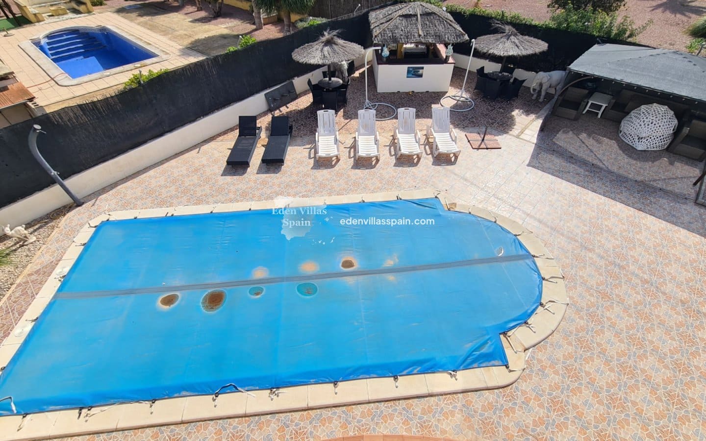 3 soveværelse Villa til salg i Alicante by med swimmingpool - € 450.000 (Ref: 8859392)