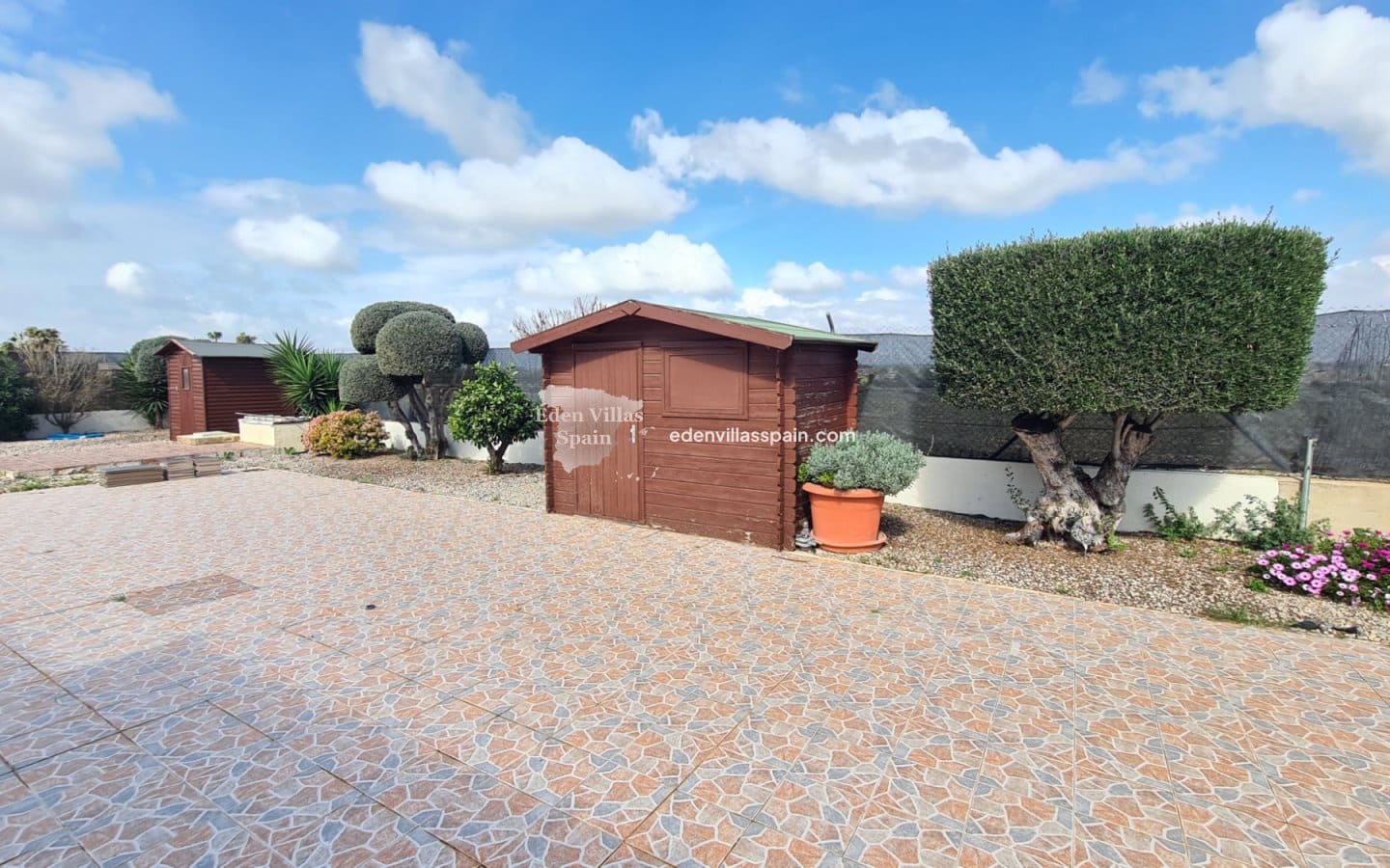 3 soveværelse Villa til salg i Alicante by med swimmingpool - € 450.000 (Ref: 8859392)