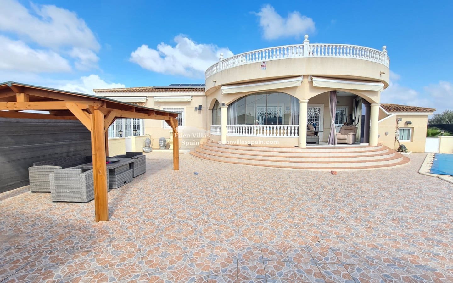 3 slaapkamer Finca/Landhuis te koop in Elche / Elx met zwembad - € 450.000 (Ref: 8893715)