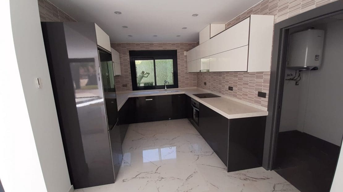 Chalet de 4 habitaciones en Orihuela Costa en venta con piscina - 1.100.000 € (Ref: 8895900)