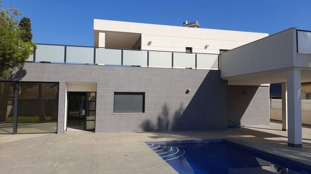 4 slaapkamer Villa te koop in Orihuela Costa, Orihuela met zwembad - € 1.100.000 (Ref: 8895902)