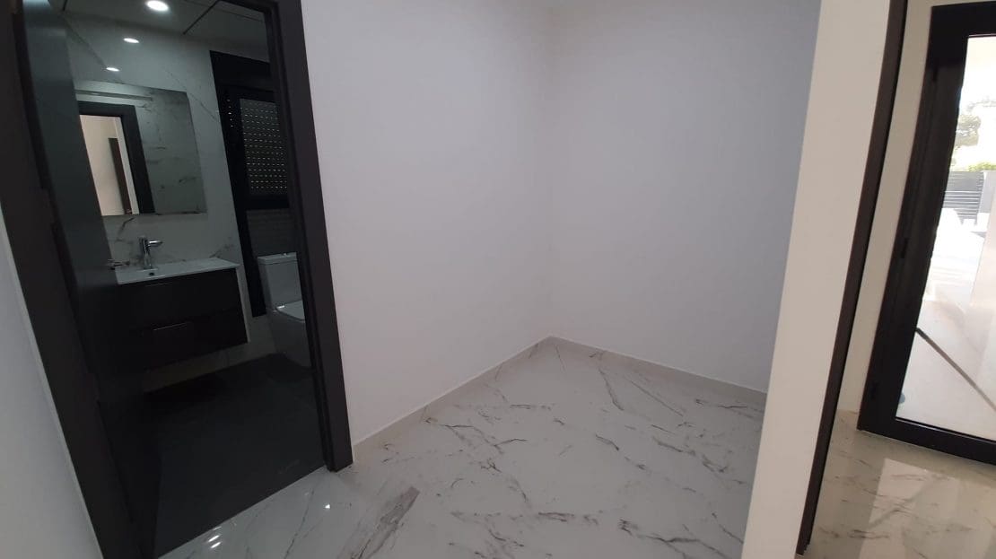 4 chambre Villa/Maison à vendre à Orihuela Costa avec piscine - 1 100 000 € (Ref: 8895902)