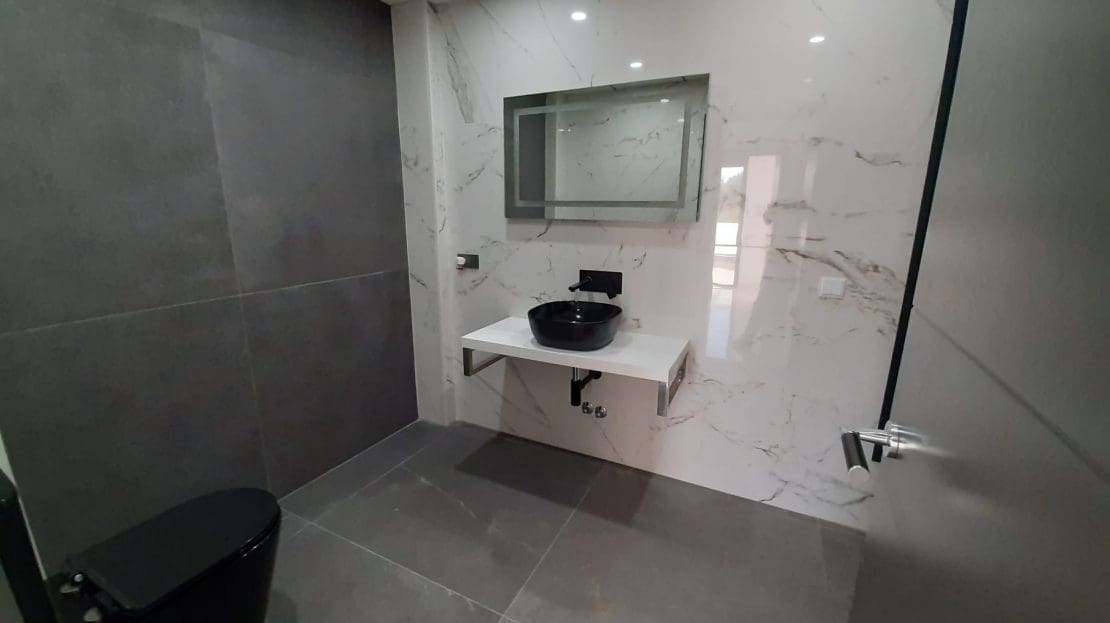 4 chambre Villa/Maison à vendre à Orihuela Costa avec piscine - 1 100 000 € (Ref: 8895902)