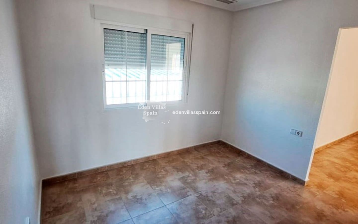 4 soveværelse Finca/Landehus til salg i Alicante by med swimmingpool garage - € 435.000 (Ref: 8901548)