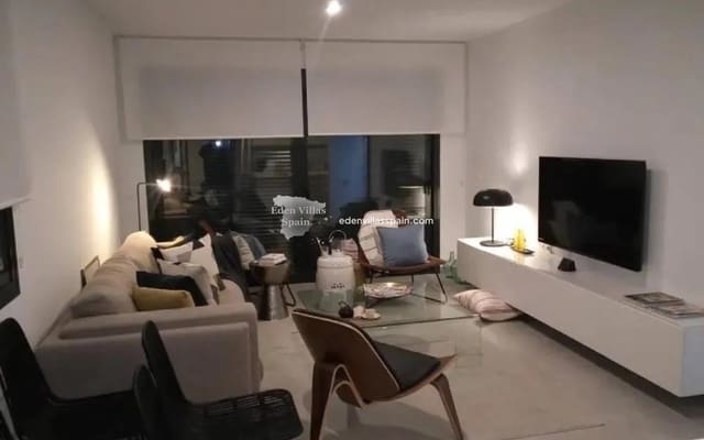 3 bedroom Semi-detached Villa for sale in Daya Nueva with pool - € 289,900 (Ref: 8904729)