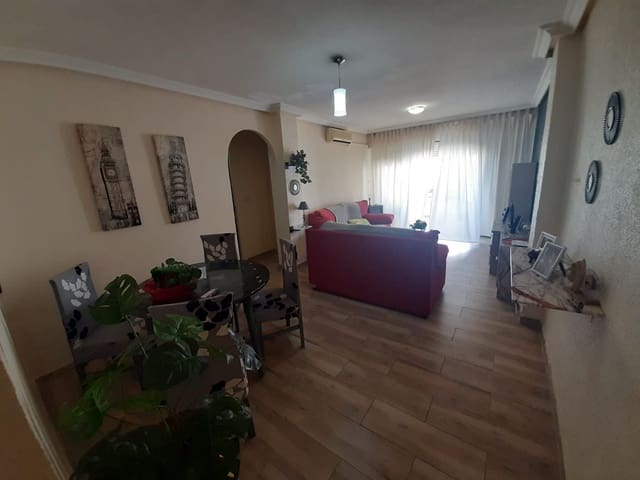 2 Zimmer Apartment zu verkaufen in La Mata, Torrevieja - 145.000 € (Ref: 8913632)