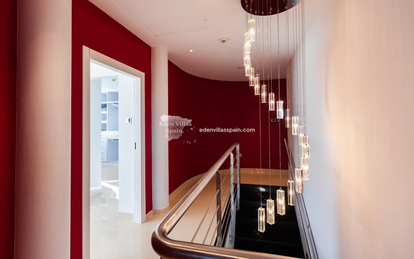 9 soveværelse Finca/Landehus til salg i Elche / Elx med swimmingpool - € 2.000.000 (Ref: 9004164)