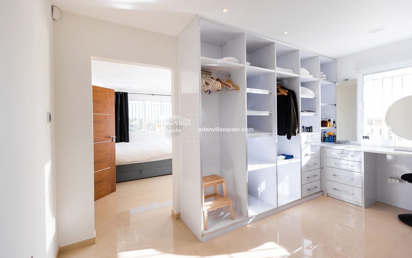 9 soveværelse Finca/Landehus til salg i Elche / Elx med swimmingpool - € 2.000.000 (Ref: 9004164)