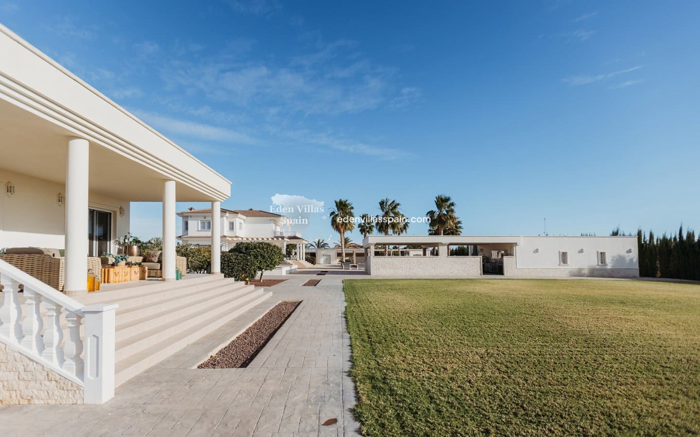 9 soveværelse Finca/Landehus til salg i Elche / Elx med swimmingpool - € 2.000.000 (Ref: 9004164)