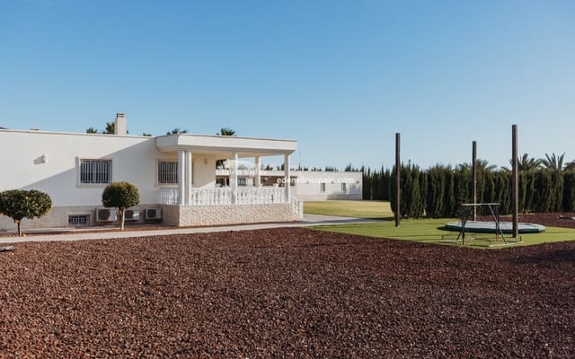 9 makuuhuone Maalaistalo myytävänä paikassa Alicante kaupunki mukana uima-altaan - 2 000 000 € (Ref: 9009273)