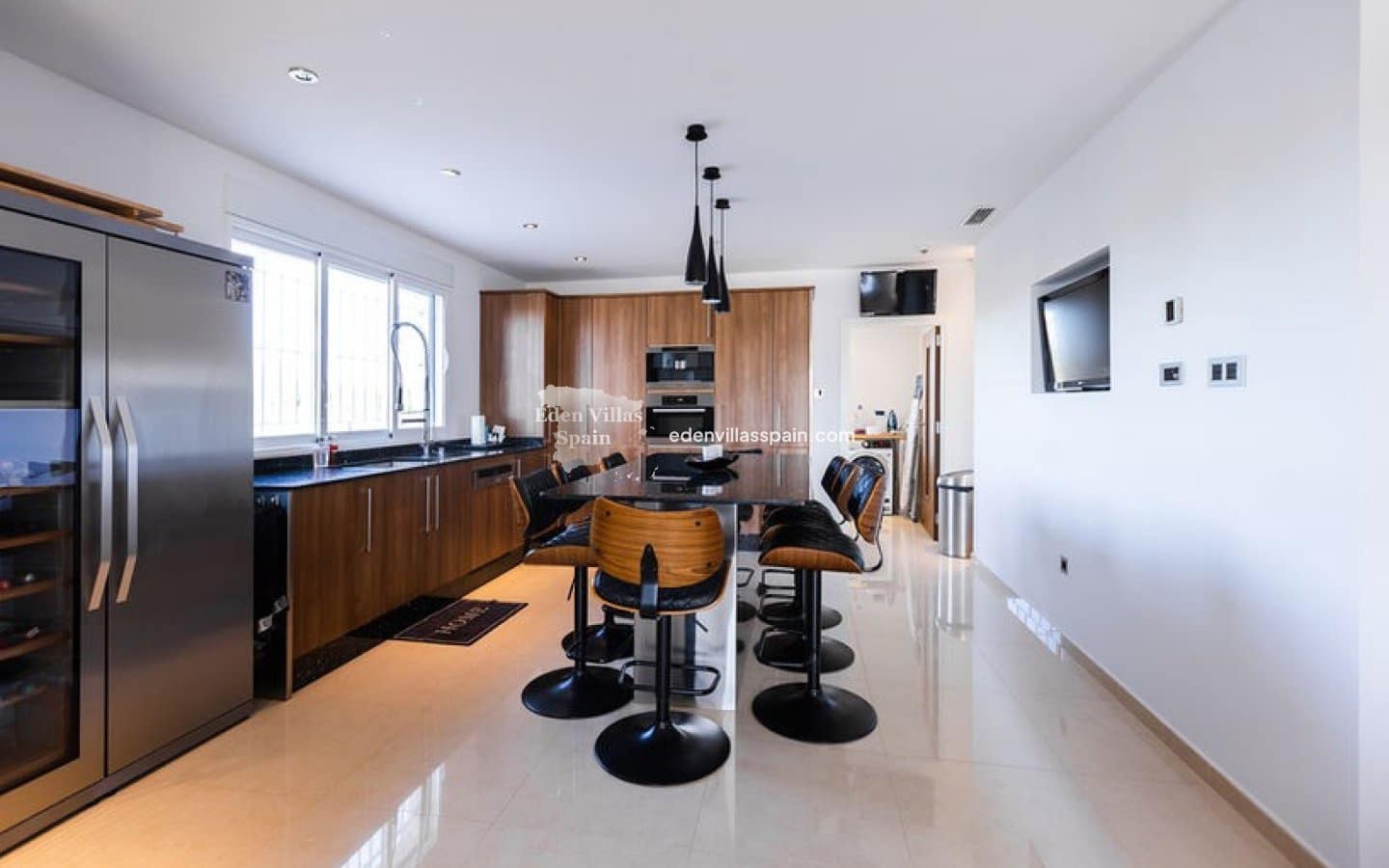 9 soveværelse Finca/Landehus til salg i Santa Pola med swimmingpool - € 2.000.000 (Ref: 9009359)