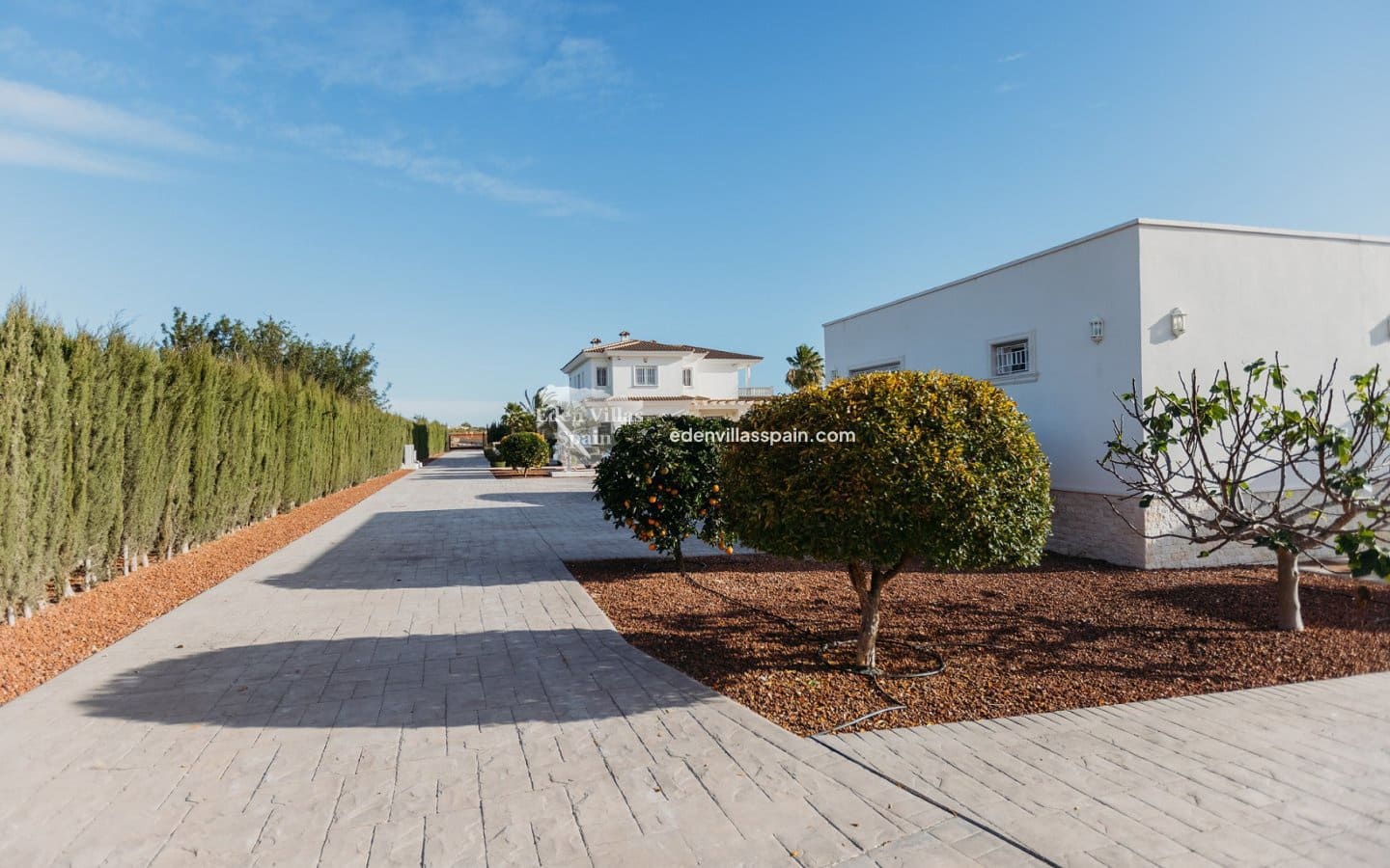 9 soveværelse Finca/Landehus til salg i Santa Pola med swimmingpool - € 2.000.000 (Ref: 9009359)