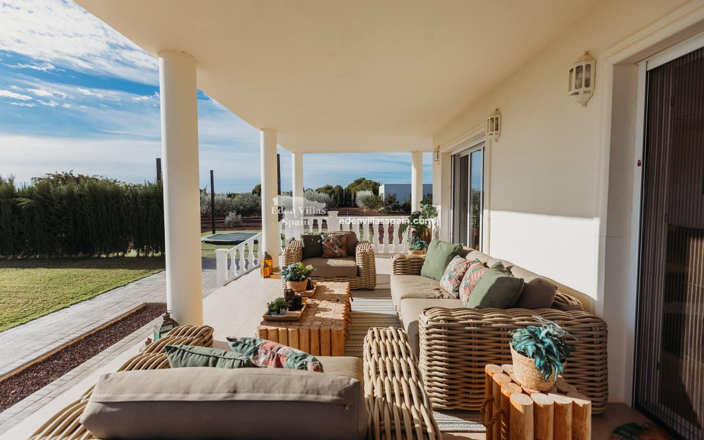 9 soveværelse Finca/Landehus til salg i Santa Pola med swimmingpool - € 2.000.000 (Ref: 9009359)