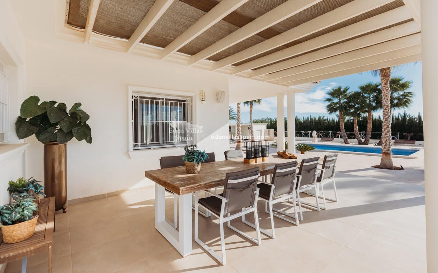 9 soveværelse Finca/Landehus til salg i Santa Pola med swimmingpool - € 2.000.000 (Ref: 9009359)