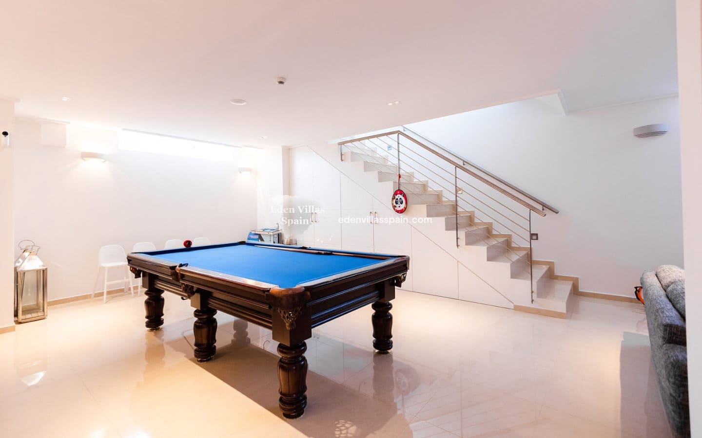 9 soveværelse Finca/Landehus til salg i Santa Pola med swimmingpool - € 2.000.000 (Ref: 9009359)