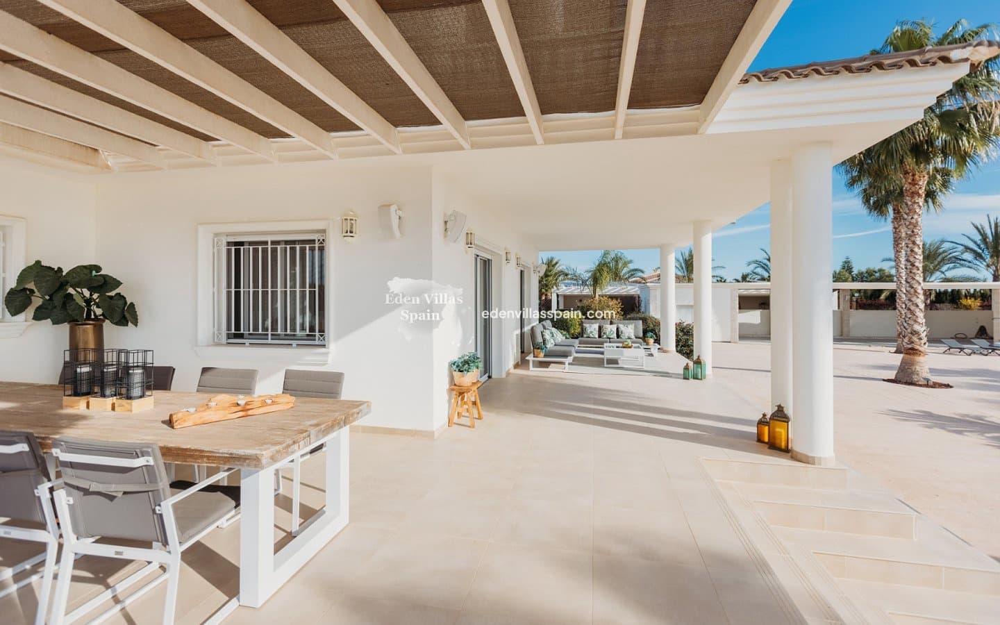 9 soveværelse Finca/Landehus til salg i Santa Pola med swimmingpool - € 2.000.000 (Ref: 9009359)