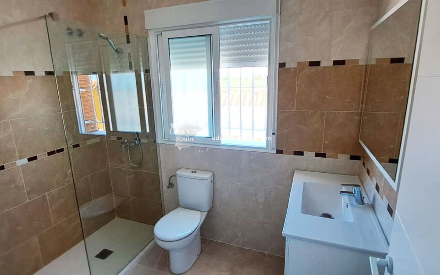 3 sovrum Finca/Hus på landet till salu i Catral - 365 000 € (Ref: 9013296)