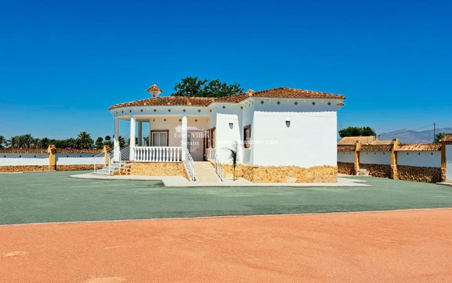 3 sovrum Finca/Hus på landet till salu i Catral - 365 000 € (Ref: 9013296)