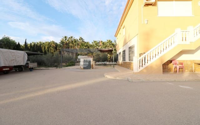 5 sovrum Finca/Hus på landet till salu i Elche / Elx - 380 000 € (Ref: 9027222)