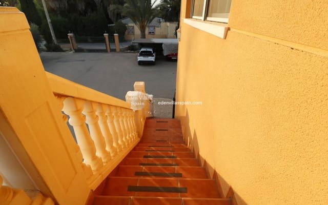 5 sovrum Finca/Hus på landet till salu i Elche / Elx - 380 000 € (Ref: 9027222)