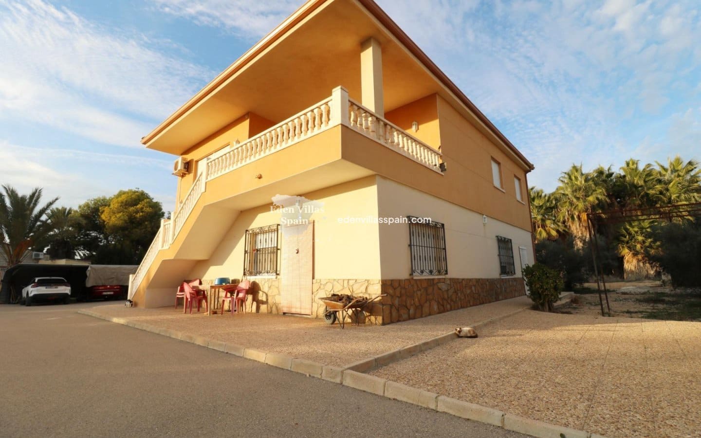 5 bedroom Finca/Country House for sale in Alicante / Alacant city - € 380,000 (Ref: 9027223)