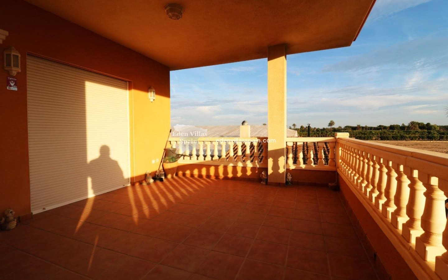 5 bedroom Finca/Country House for sale in Alicante / Alacant city - € 380,000 (Ref: 9027223)