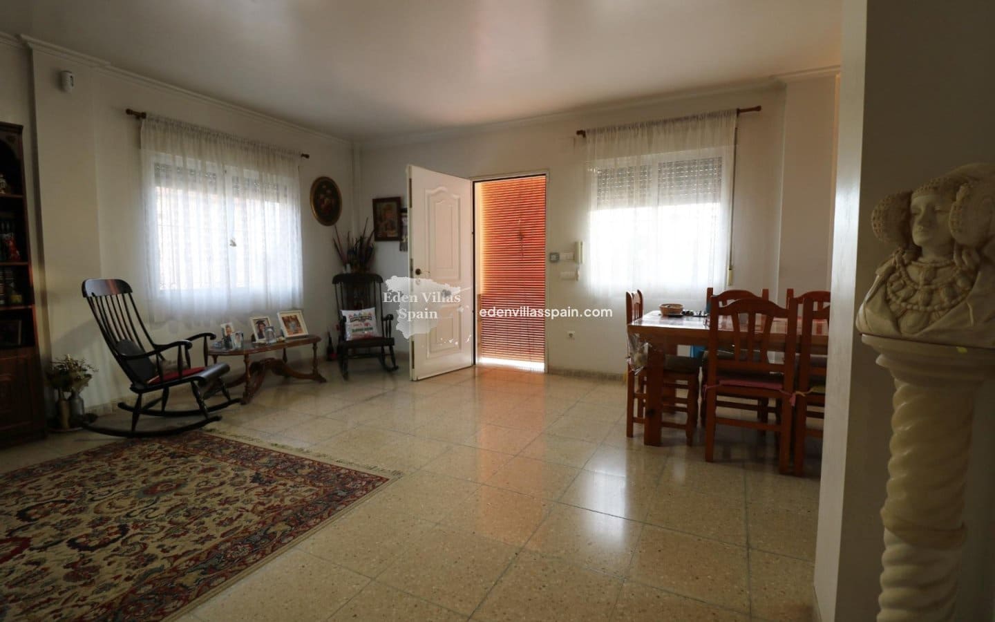5 bedroom Finca/Country House for sale in Alicante / Alacant city - € 380,000 (Ref: 9027223)