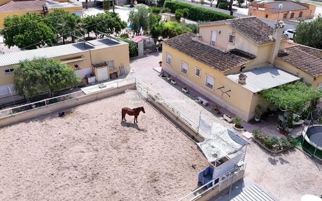 4 soveværelse Finca/Landehus til salg i La Marina, Elche / Elx - € 459.950 (Ref: 9037035)