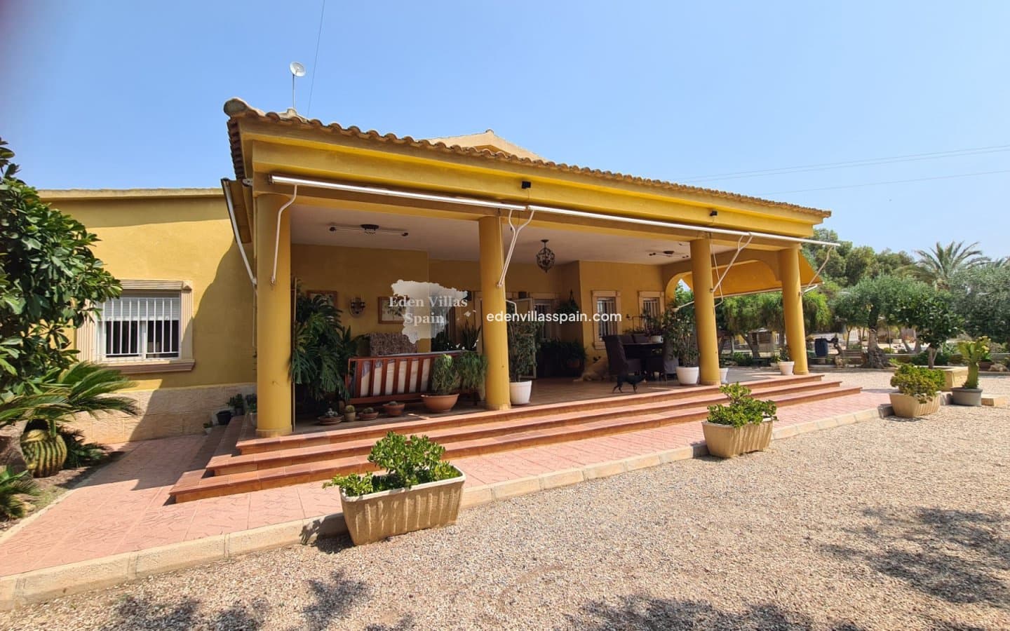 4 soveværelse Finca/Landehus til salg i Elche / Elx - € 459.950 (Ref: 9037041)