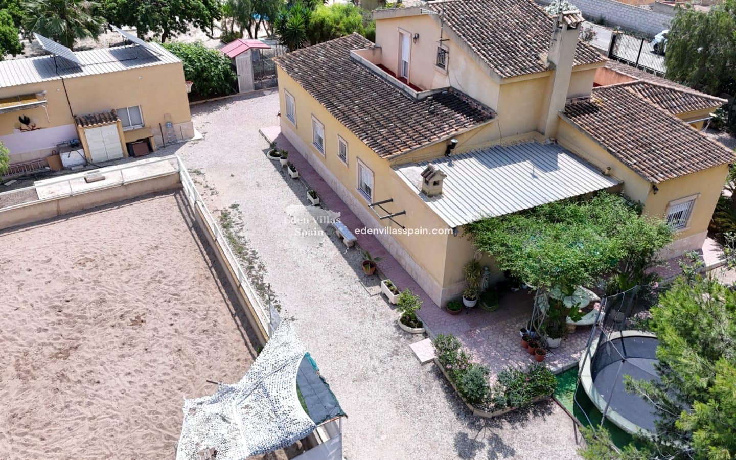 4 soveværelse Finca/Landehus til salg i Elche / Elx - € 459.950 (Ref: 9037041)