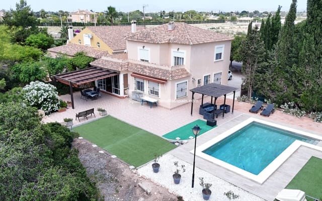 12 Zimmer Finca/Landgut zu verkaufen in Santa Pola mit Pool - 995.000 € (Ref: 9049613)