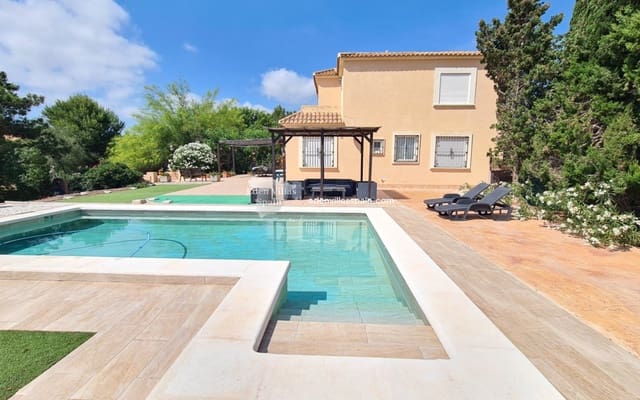 12 soverom Finca/Herregård til salgs i Santa Pola med svømmebasseng - € 995 000 (Ref: 9049613)
