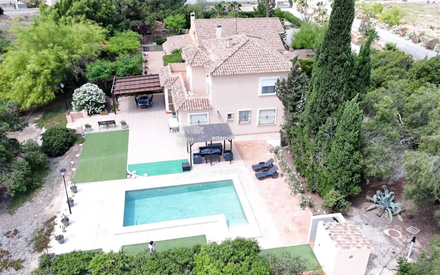 12 sypialnia Finka/Dom wiejski na sprzedaż w Elche / Elx z basenem - 995 000 € (Ref: 9049614)