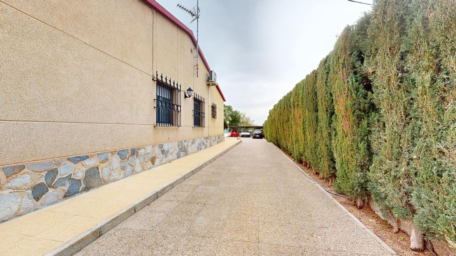 4 soveværelse Finca/Landehus til salg i Elche / Elx med swimmingpool - € 499.999 (Ref: 9050038)