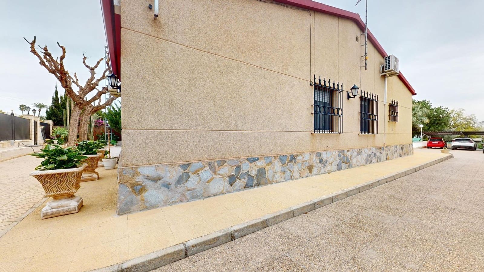 4 soveværelse Finca/Landehus til salg i Elche / Elx med swimmingpool - € 499.999 (Ref: 9050038)