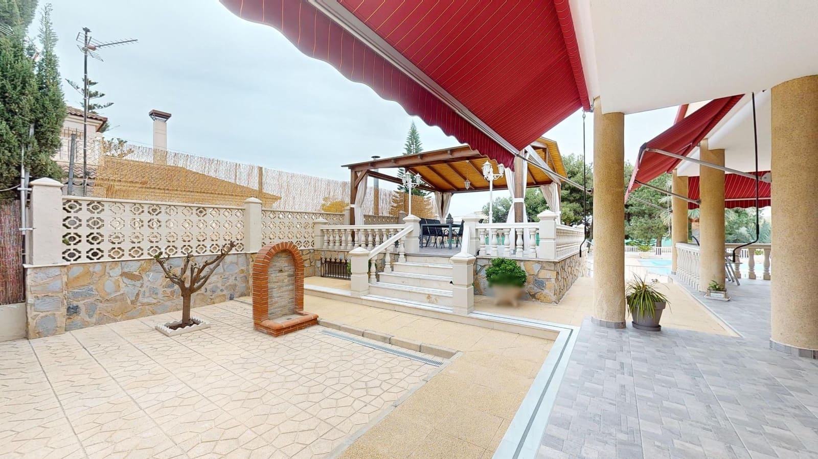 4 soveværelse Finca/Landehus til salg i Elche / Elx med swimmingpool - € 499.999 (Ref: 9050038)