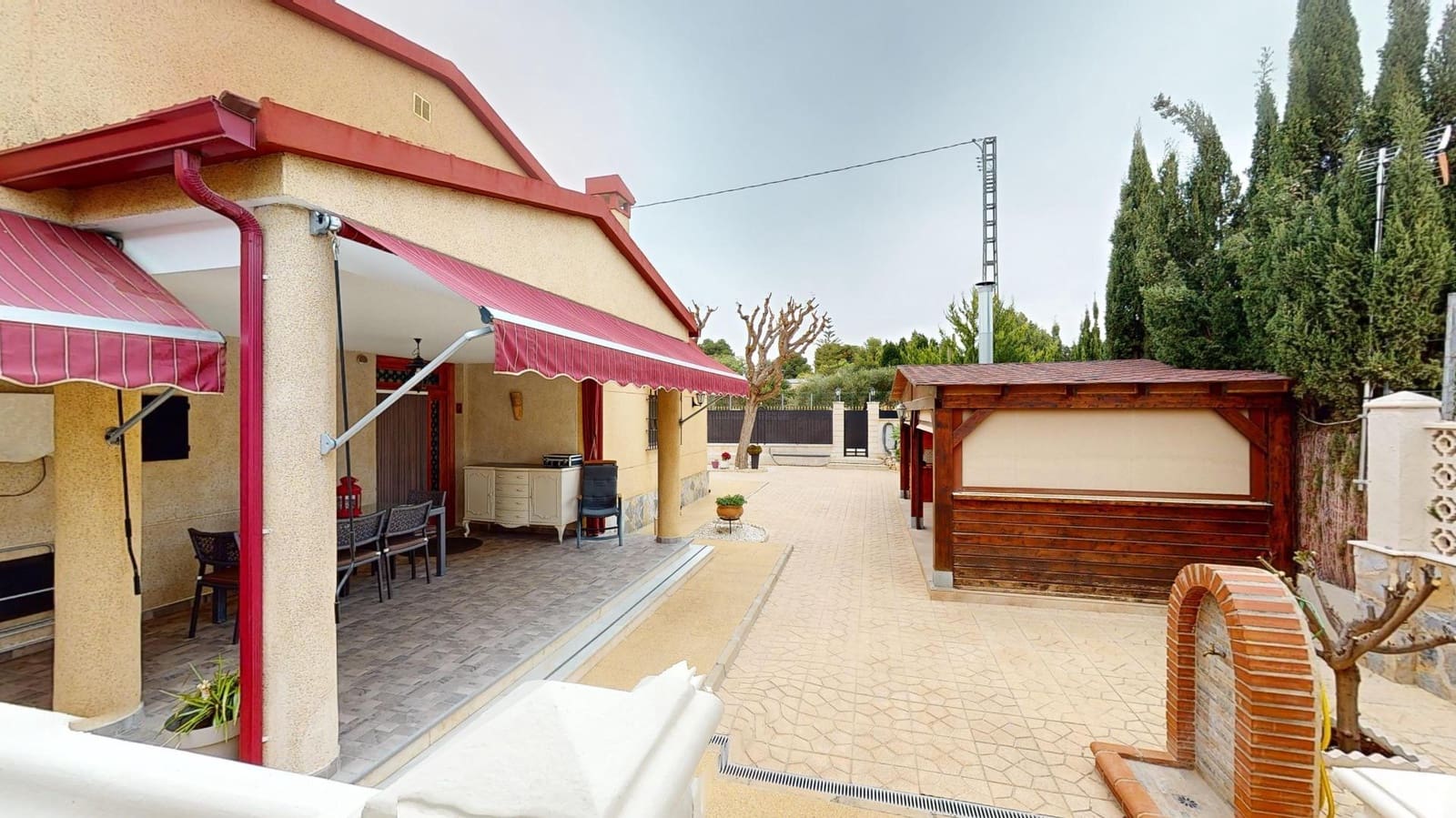 4 soveværelse Finca/Landehus til salg i Elche / Elx med swimmingpool - € 499.999 (Ref: 9050038)