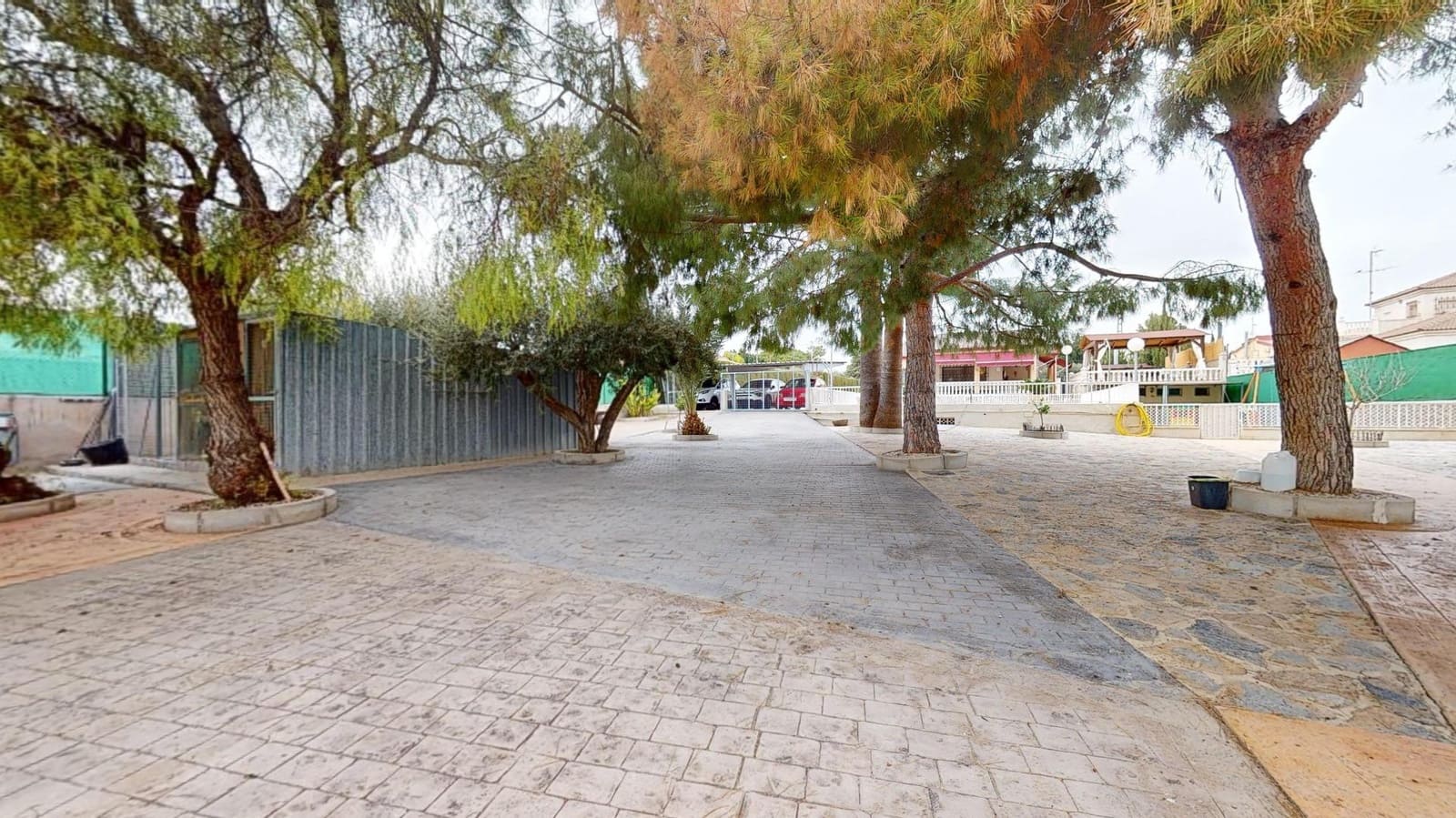 4 soveværelse Finca/Landehus til salg i Elche / Elx med swimmingpool - € 499.999 (Ref: 9050038)