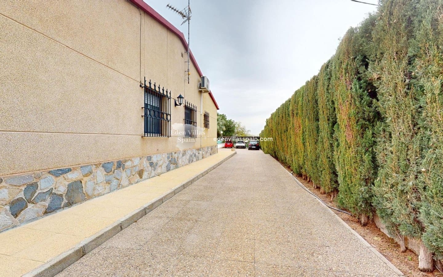 4 slaapkamer Finca/Landhuis te koop in Alicante stad met zwembad - € 499.999 (Ref: 9050040)