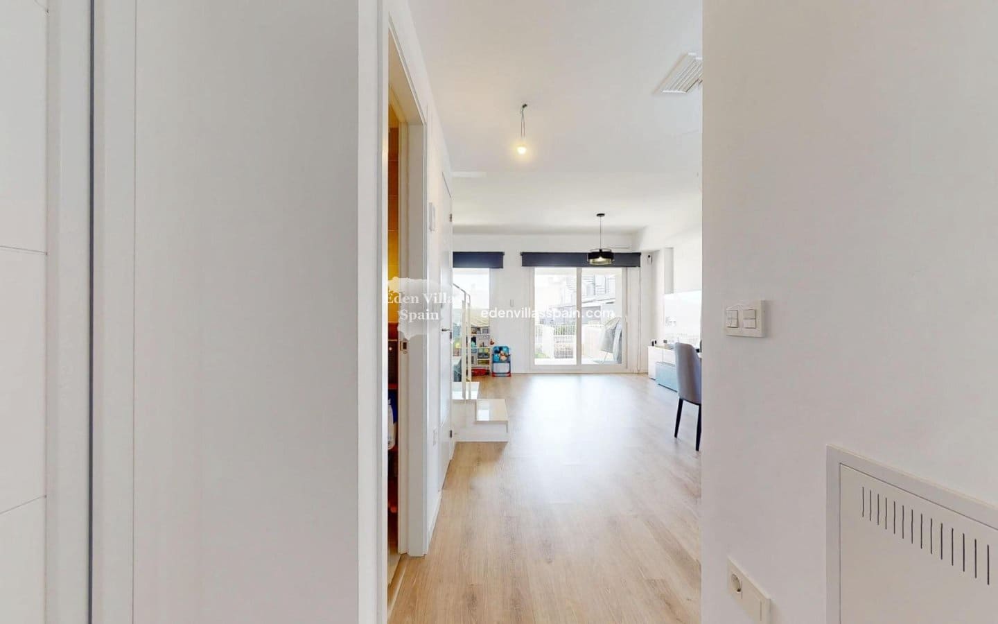 3 soveværelse Bungalow til salg i Elche / Elx med swimmingpool - € 314.000 (Ref: 9051742)