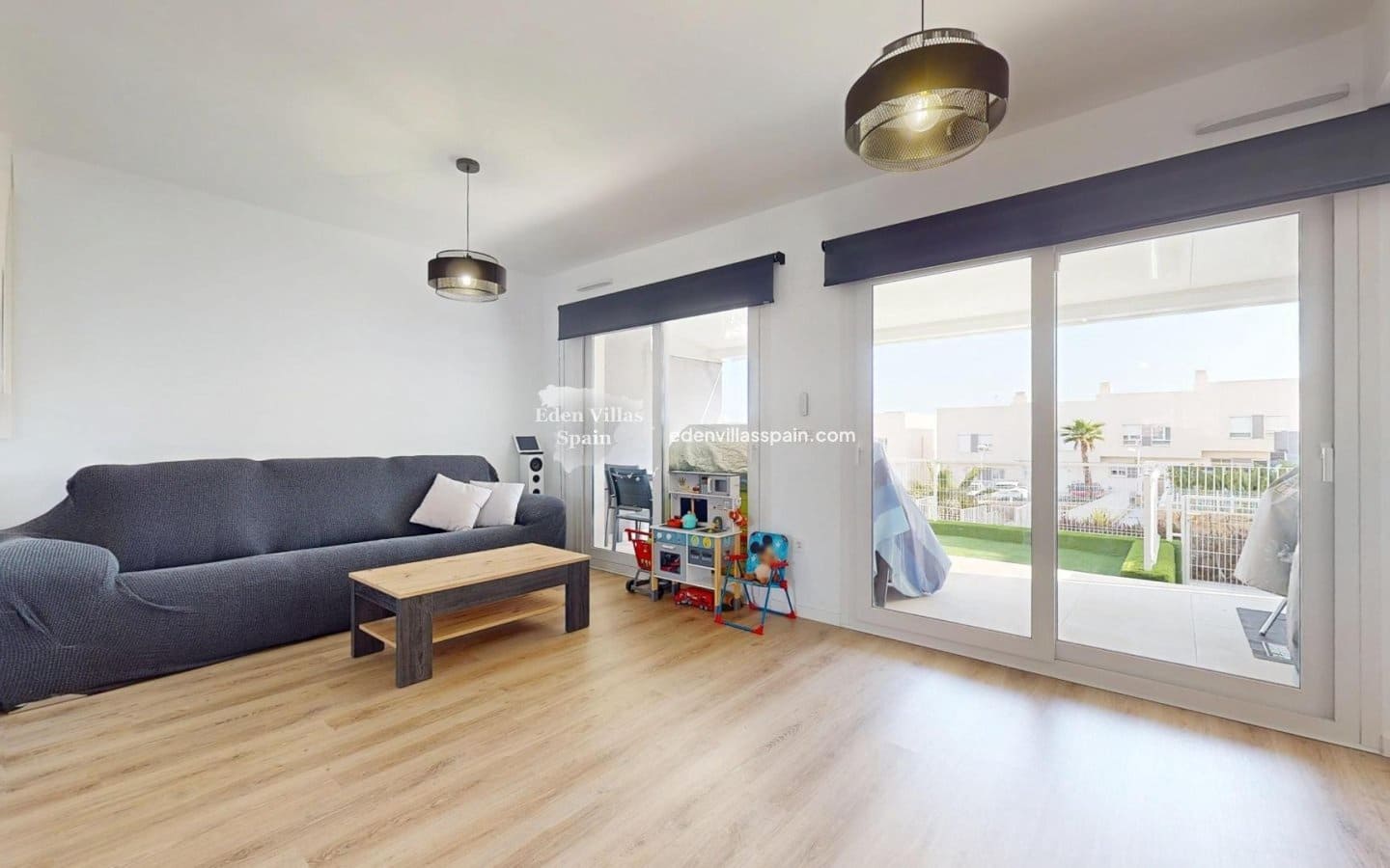 3 soveværelse Bungalow til salg i Monforte del Cid med swimmingpool - € 314.000 (Ref: 9051743)