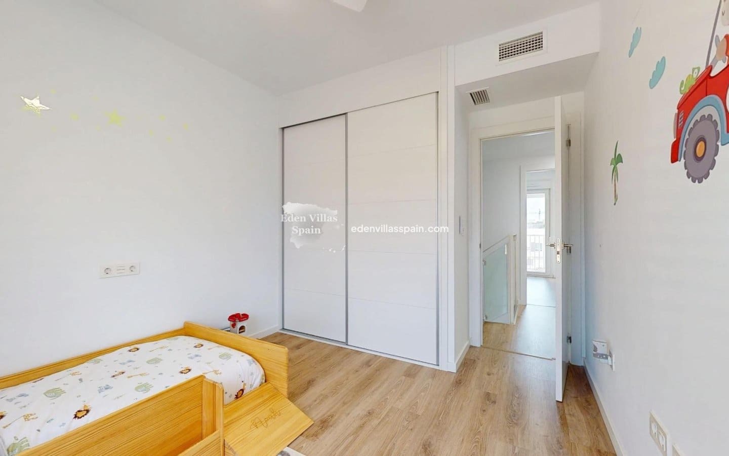 3 soveværelse Bungalow til salg i Alicante by med swimmingpool - € 314.000 (Ref: 9051744)