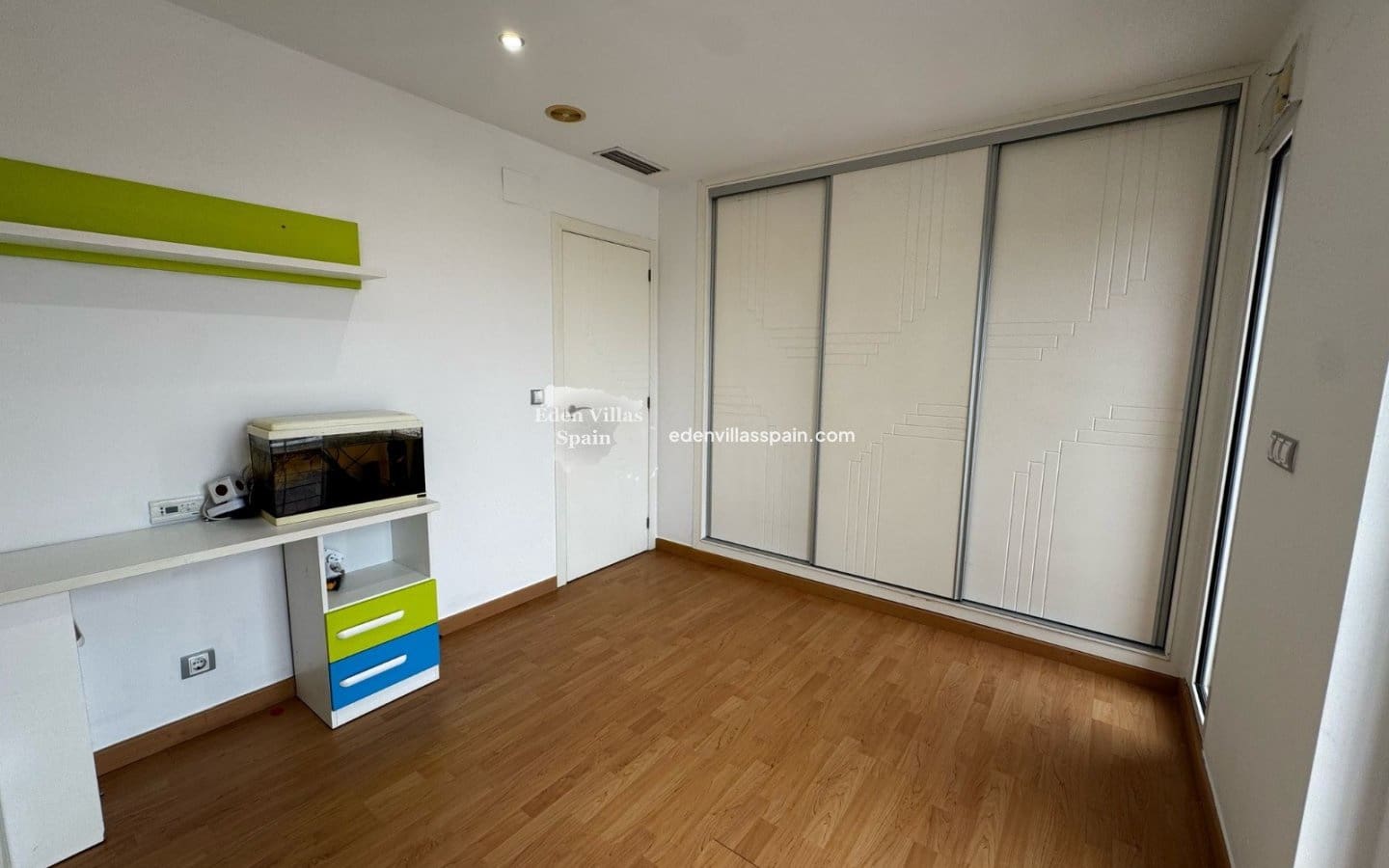 7 bedroom Villa for sale in Alicante / Alacant city with pool - € 440,000 (Ref: 9058300)