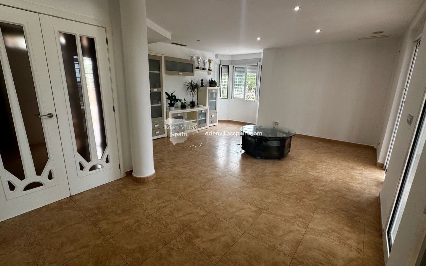 7 bedroom Villa for sale in Alicante / Alacant city with pool - € 440,000 (Ref: 9058300)