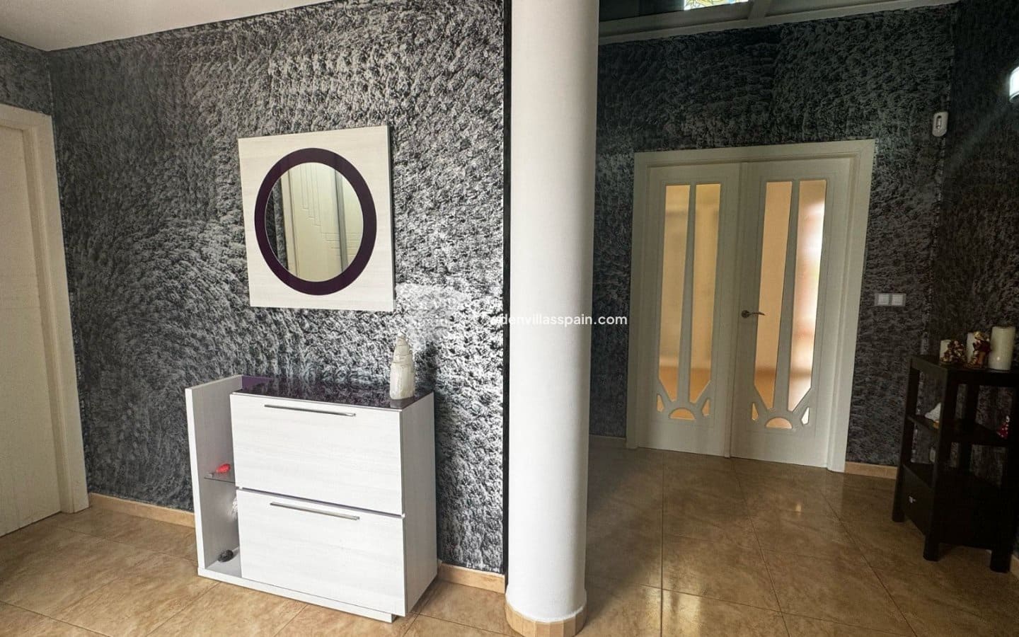 7 bedroom Villa for sale in Alicante / Alacant city with pool - € 440,000 (Ref: 9058300)