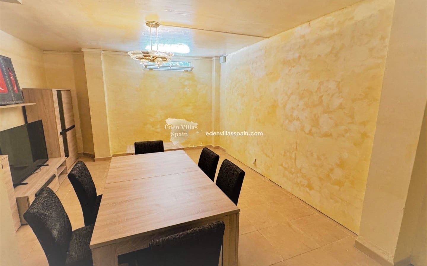 7 bedroom Villa for sale in Alicante / Alacant city with pool - € 440,000 (Ref: 9058300)